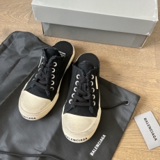 Balenciaga Sneakers